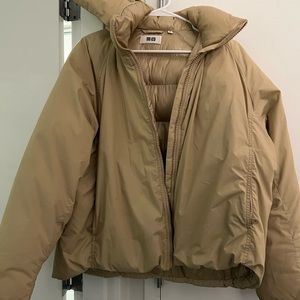 Uniqlo puffers coat
